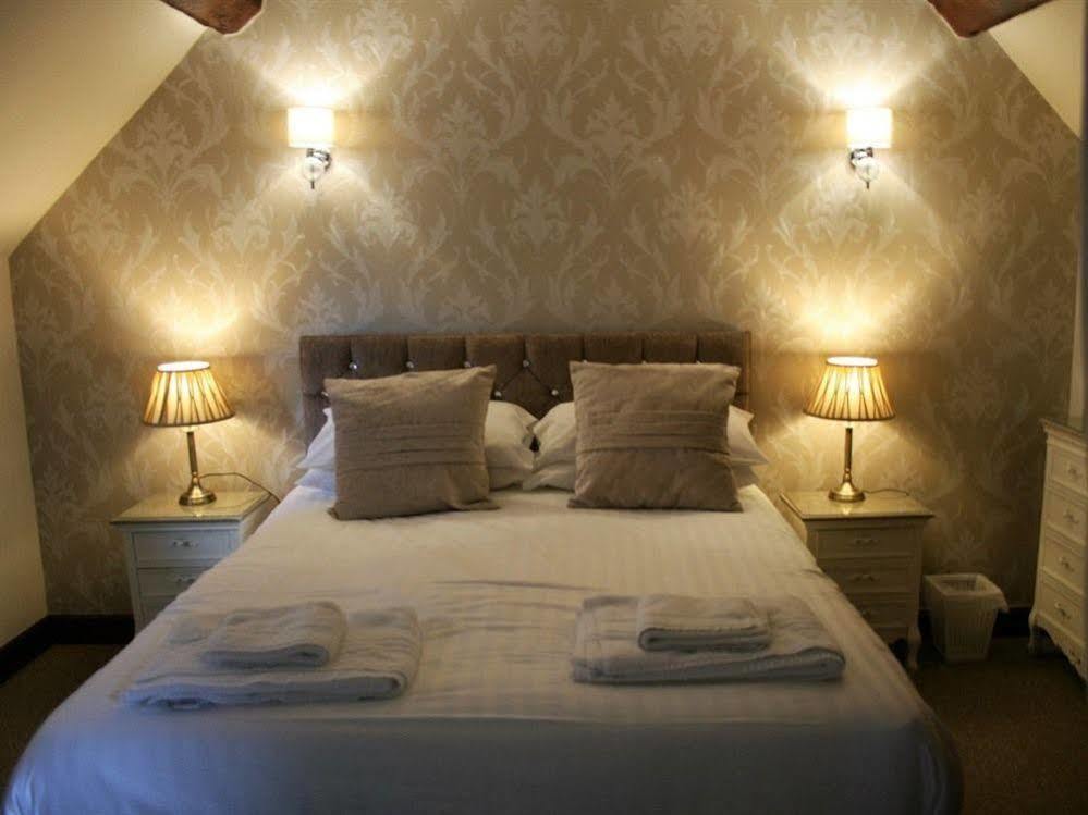 The Talbot Inn Much Wenlock Eksteriør billede