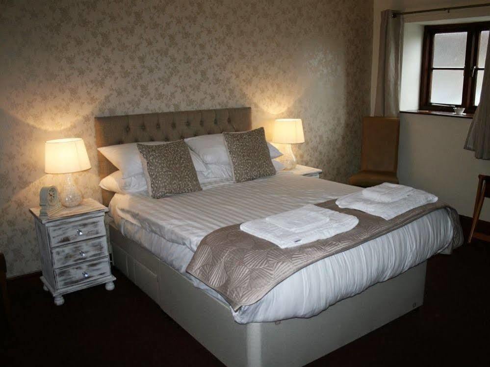 The Talbot Inn Much Wenlock Eksteriør billede