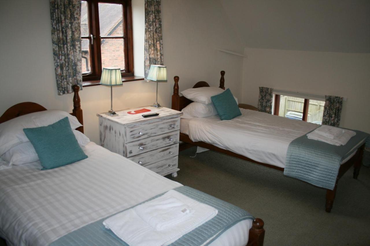 The Talbot Inn Much Wenlock Eksteriør billede